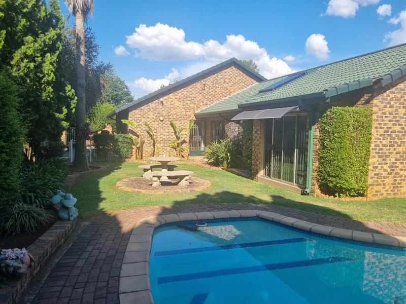 4 Bedroom Property for Sale in Vaalpark Free State